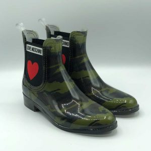 Love Moschino 
